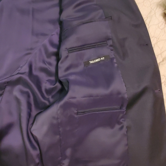 Jos A Bank 46R mens navy blazer - Picture 6 of 8